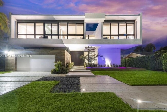 Foto del edificio - 418 Sunset Dr