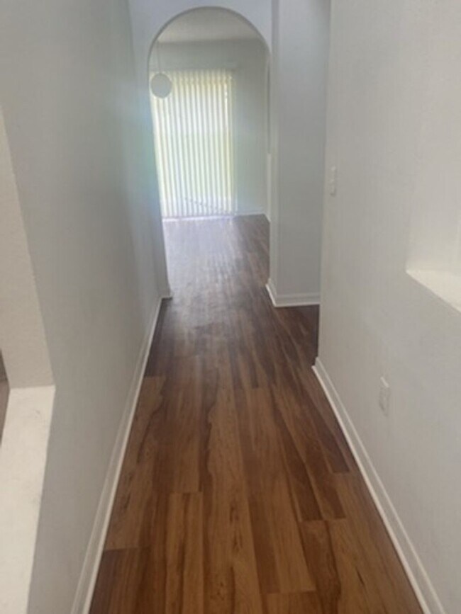 Building Photo - Large Home on corner lot!