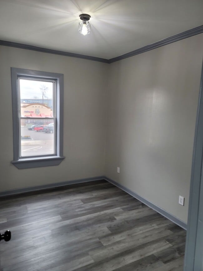 Building Photo - Soldoris