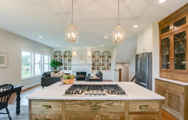Building Photo - 4 br, 4 bath House - 12470 Cottonwood St NW