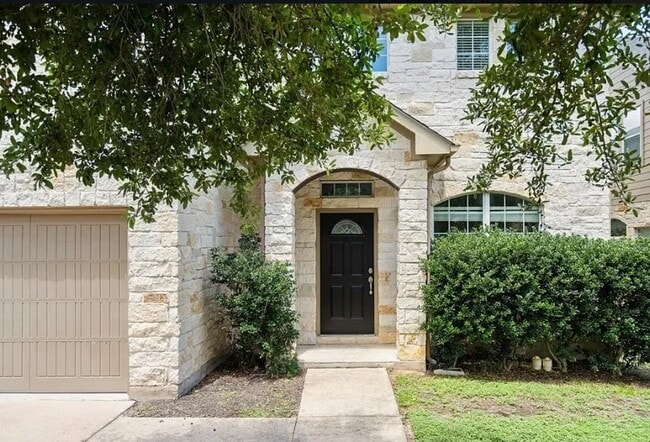 Building Photo - 10812 Casitas Dr