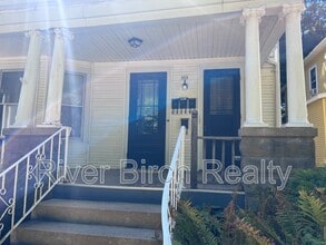 Building Photo - 853 S Douglas Ave