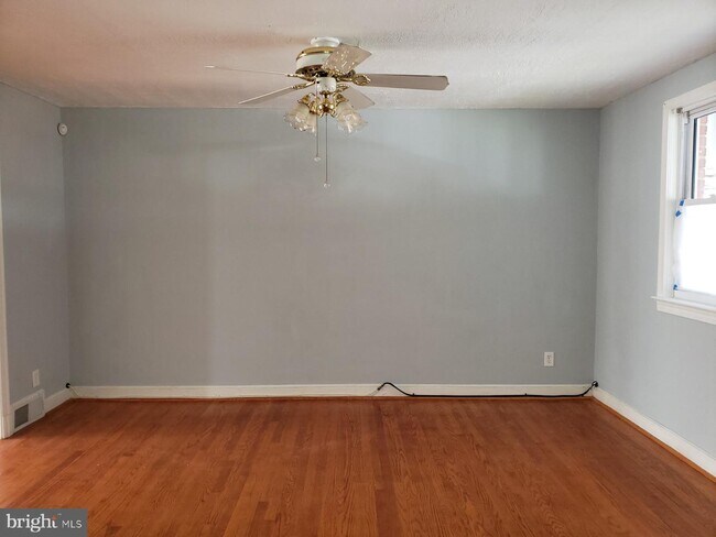 Foto del edificio - 43 53rd Pl SE