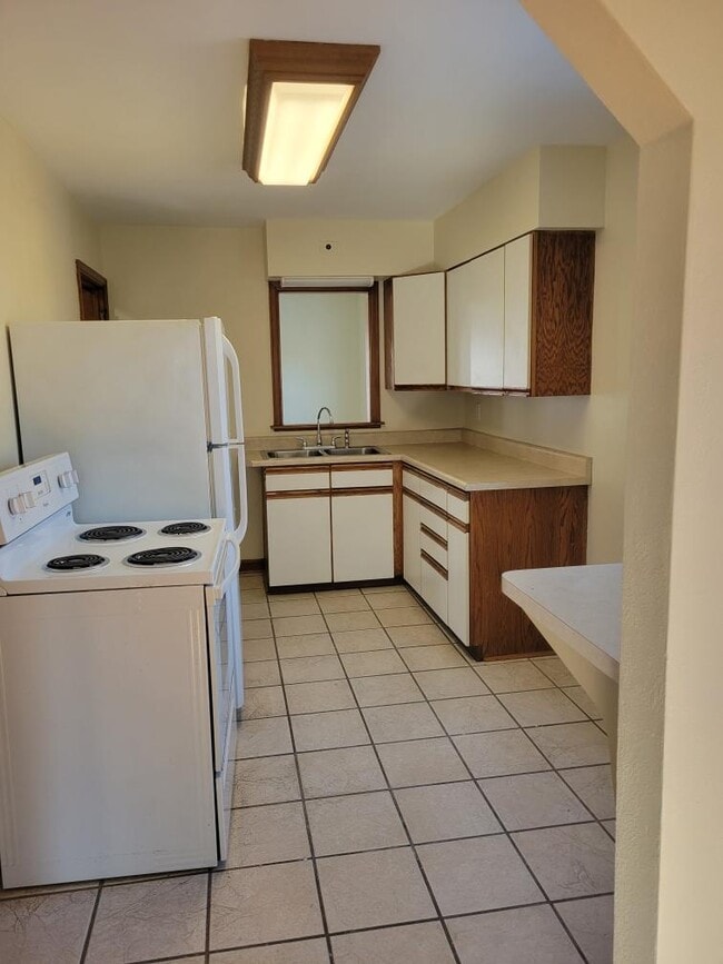 Building Photo - 1901 Ann St