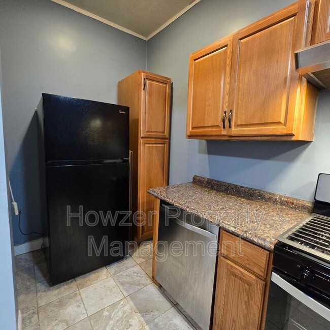 Photo - 14-18 Chester Ave Apartment