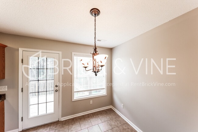 Building Photo - 7360 Old Acton Rd