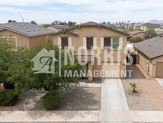 Foto del edificio - Two Story Home For Rent Available Now!