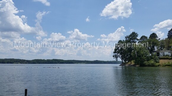 Primary Photo - 16228 Lakewood Dr
