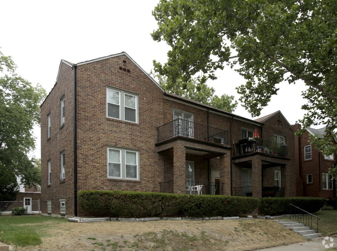 Primary Photo - 4965 Oleatha Ave