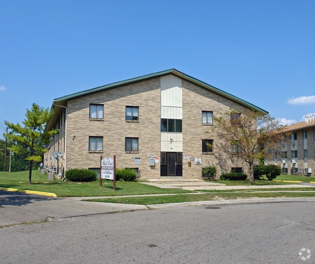 Building Photo - High Land Apartments