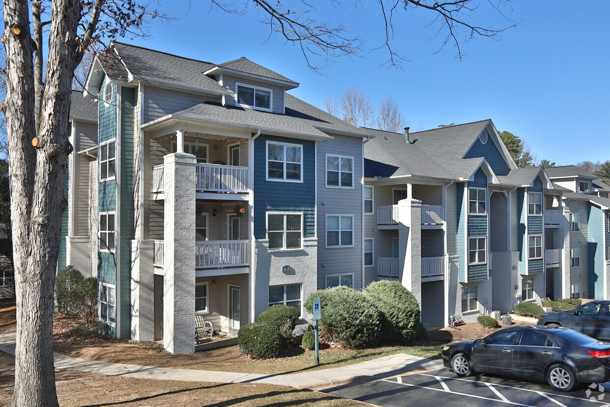 The Artisan at Biltmore Park - Apartments in Arden, NC | Apartments.com