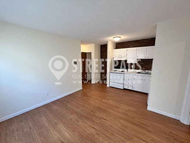 Building Photo - 1 bedroom in Boston MA 02130