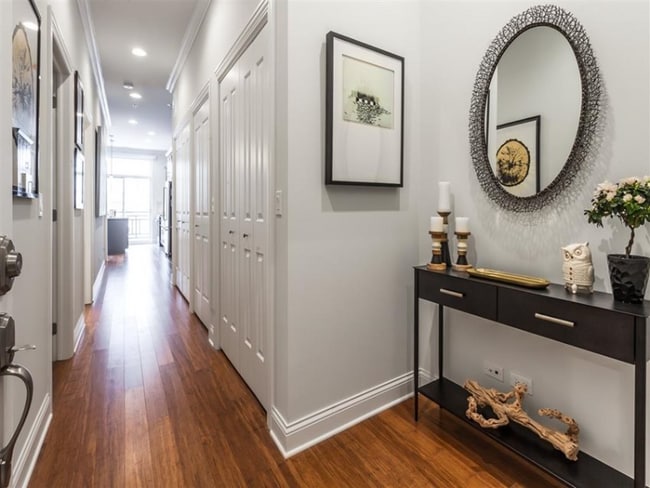 Building Photo - 838 S Wells St