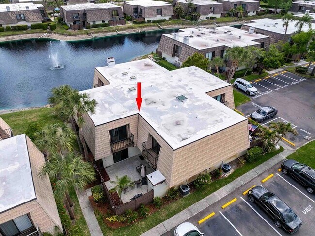 Building Photo - 15307 W Pond Woods Dr
