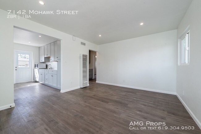 Foto del edificio - 7142 Mohawk St
