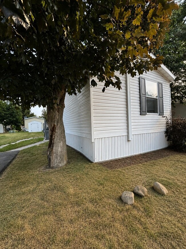 Building Photo - 119 Hosner Dr