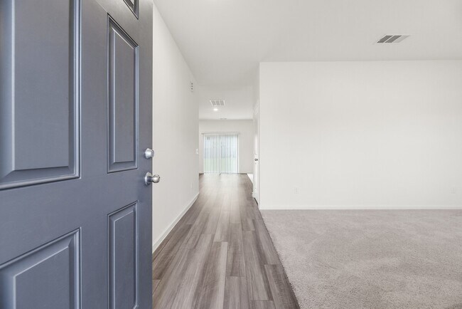Foto del edificio - 3603 Admiralty Dr