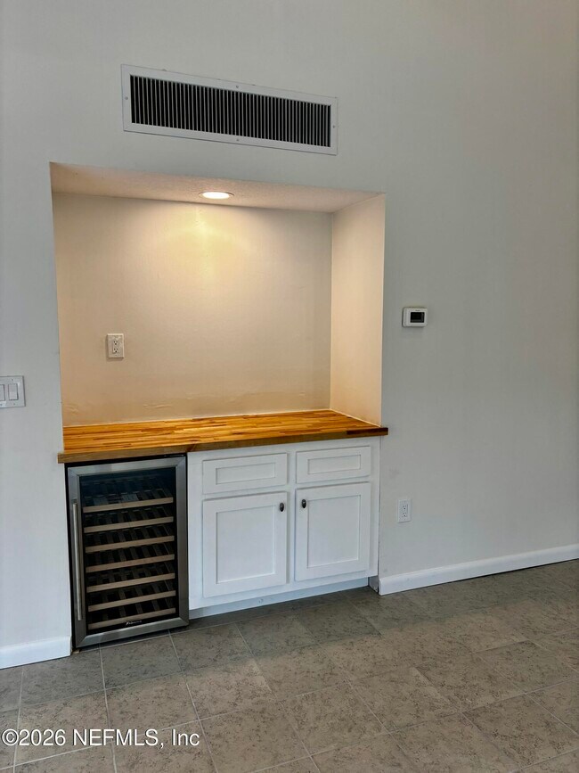 Foto del edificio - 9787 Sawgrass Dr E