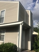 Building Photo - 68 Dogwood Ln