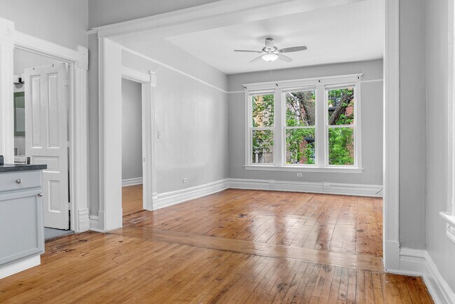 Foto del edificio - 2607 W Haddon Ave