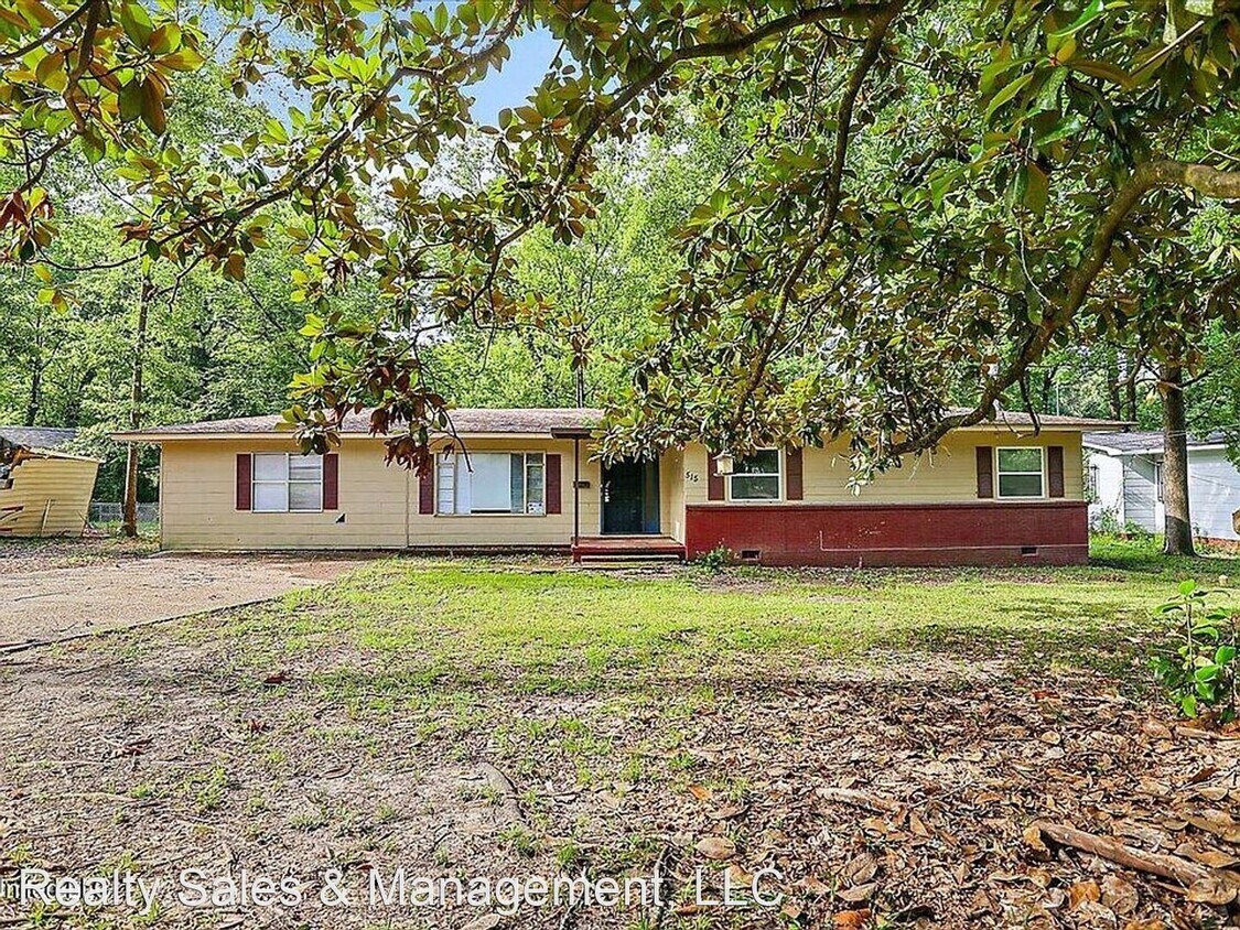 515 Meadowbrook Rd, Jackson, MS 39206 House Rental in Jackson, MS