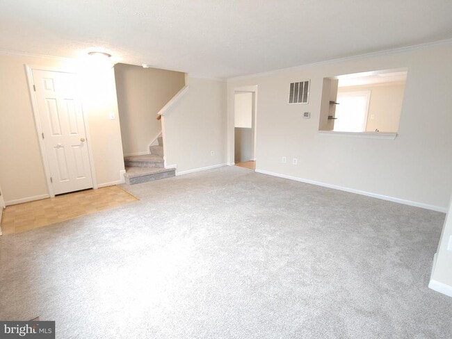 Building Photo - 1247 Seminole Dr