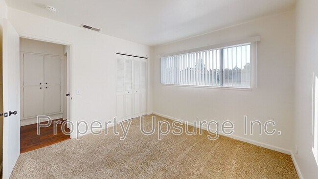 Foto del edificio - 715 Mary St