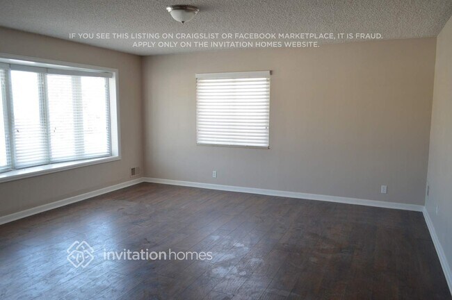 Foto del edificio - 10870 Larry Dr