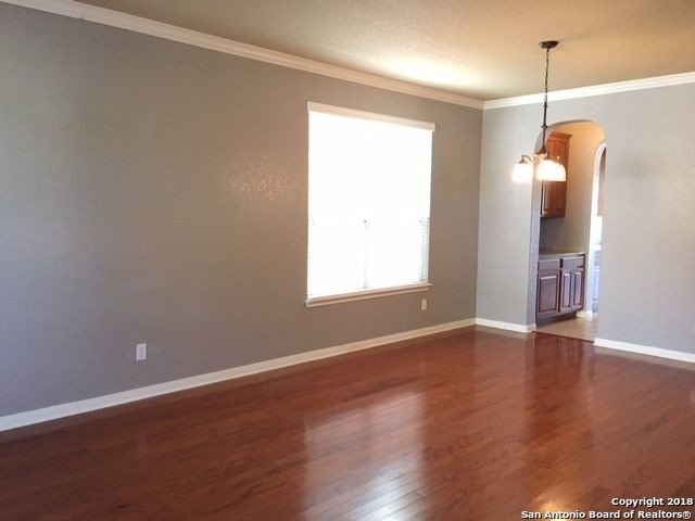 Building Photo - 618 Lorimor Ct