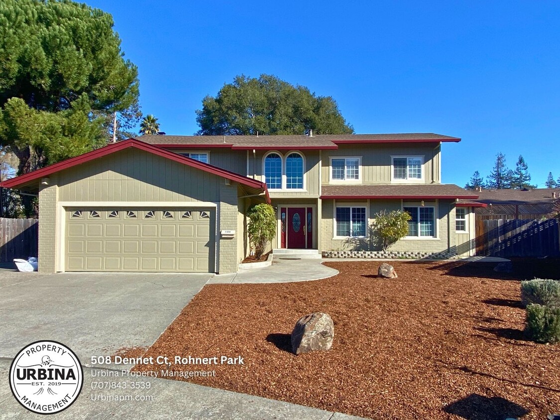 Primary Photo - Expansive Rohnert Park D Section Home – Id...