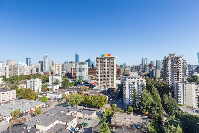Building Photo - Hendry House