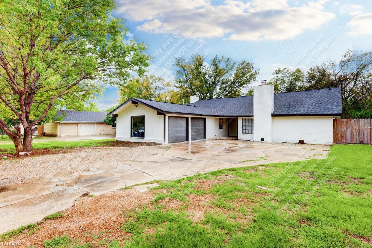 Primary Photo - 2 br, 2 bath Duplex - 5209 Purple Sage Dr B B