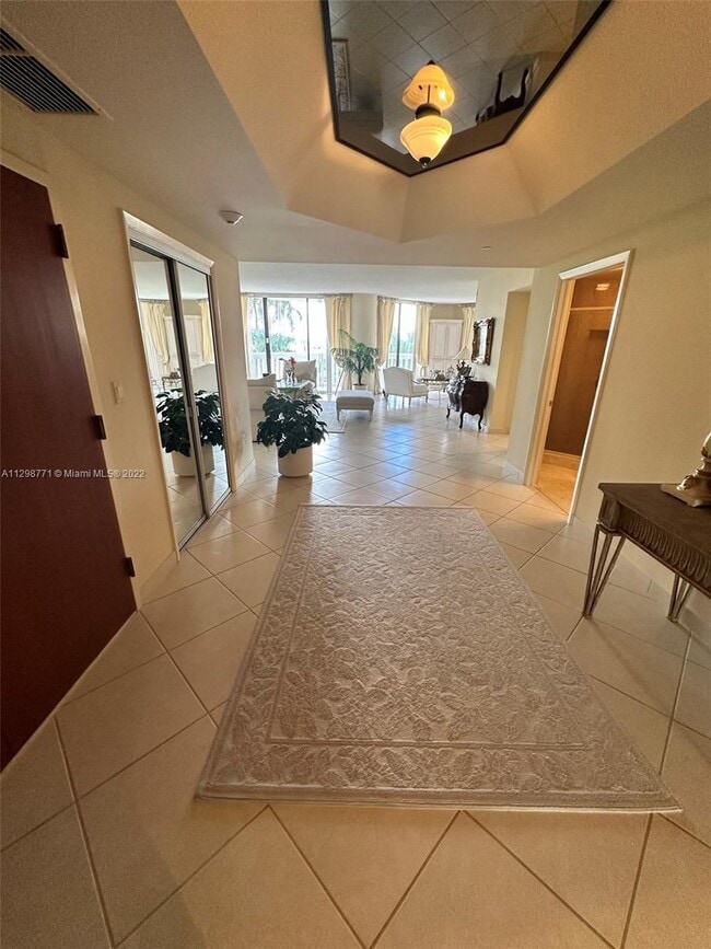 2000 Island Blvd Unit 609 - 4
