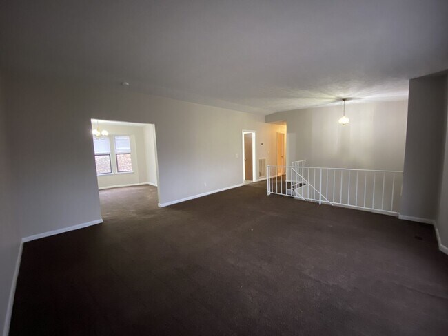 Building Photo - 800 14th Avenue NE