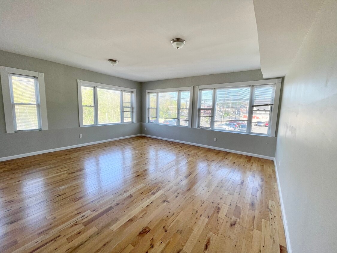 1400 Whalley Ave Unit 2, New Haven, CT 06515 Apartments in New Haven, CT