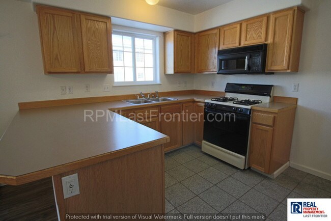 Building Photo - 6923 Gold Kings Ave
