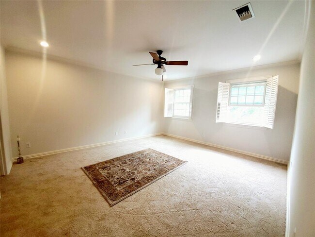 Building Photo - 3725 Wickersham Ln