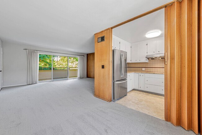Foto del edificio - Charming 2-Bedroom Condo in Downtown Palo ...