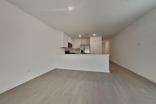Building Photo - 936 Capracotta Dr