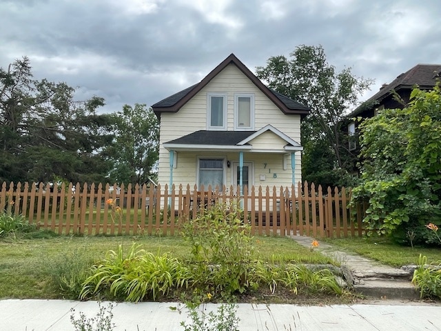 Primary Photo - 718 3rd St SE
