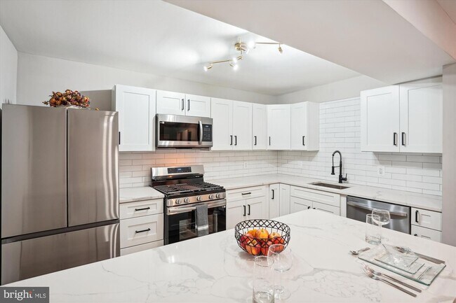 Foto del edificio - 820 Quince Orchard Blvd