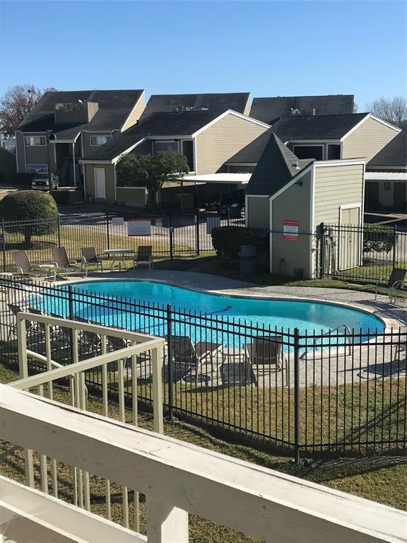 38 April Point Dr S, Montgomery, TX 77356 Condo for Rent in