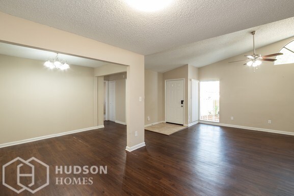Building Photo - NOW AVAILABLE! - 717 Golden Sunshine Cir, ...