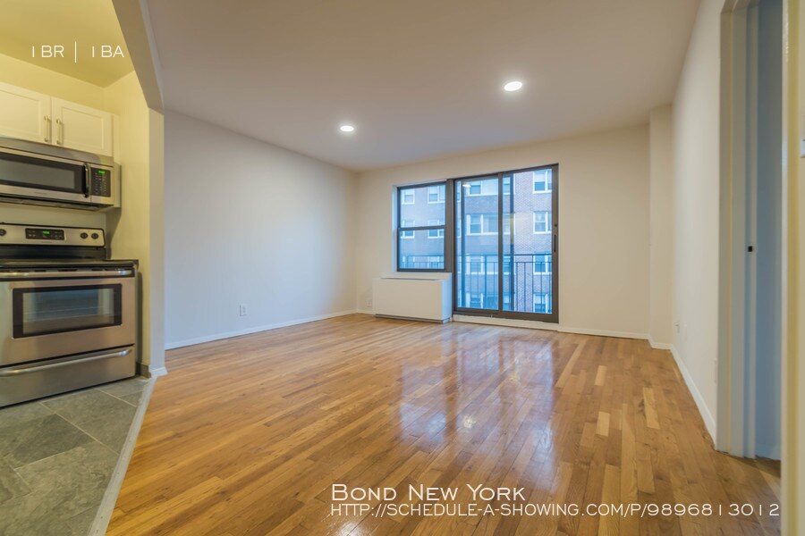 Foto principal - 68 E 12th St