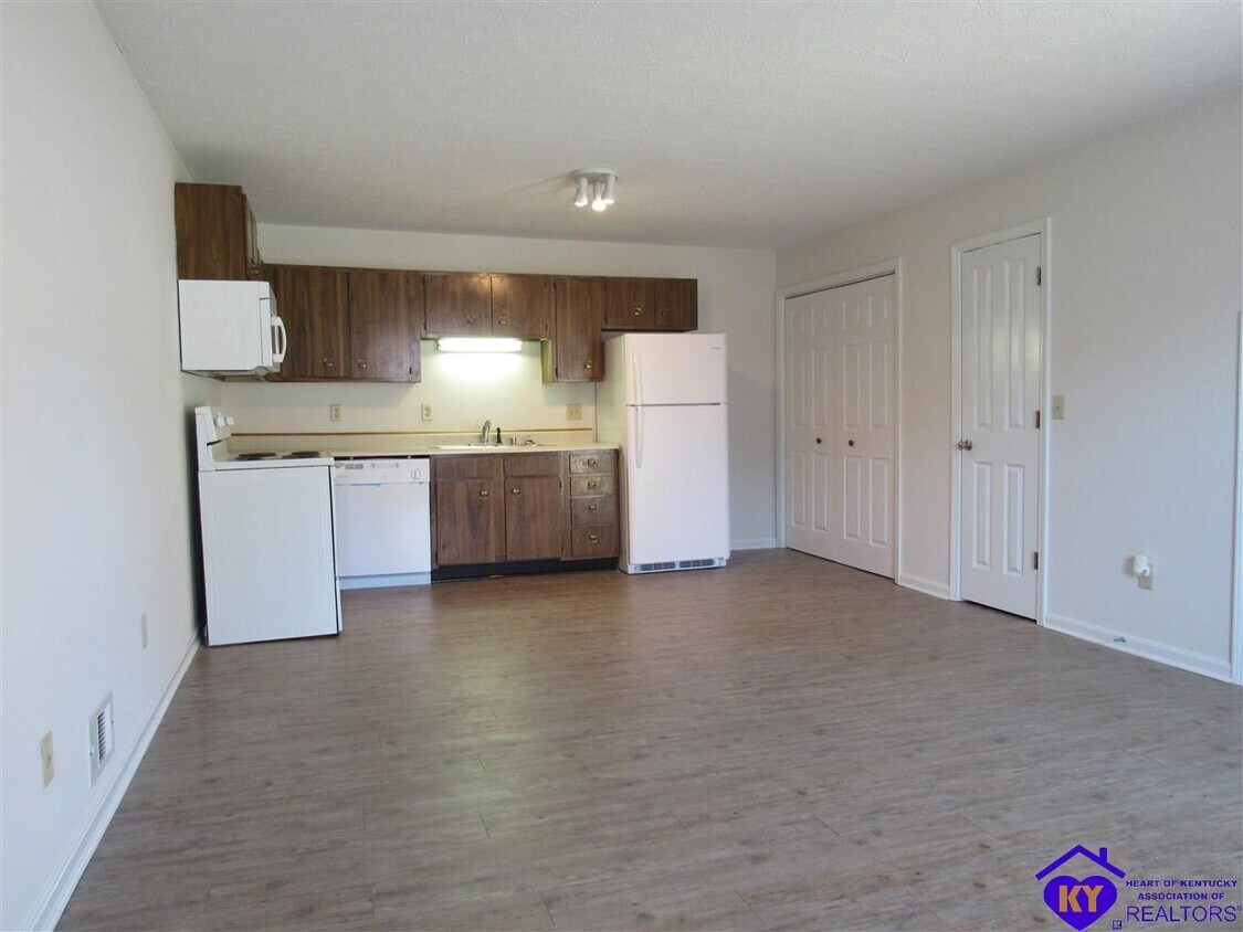 Foto del edificio - 173 Creekvale Dr