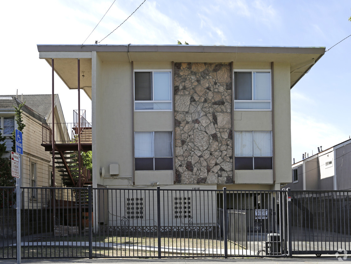 Foto del edificio - 1816 Fairview St