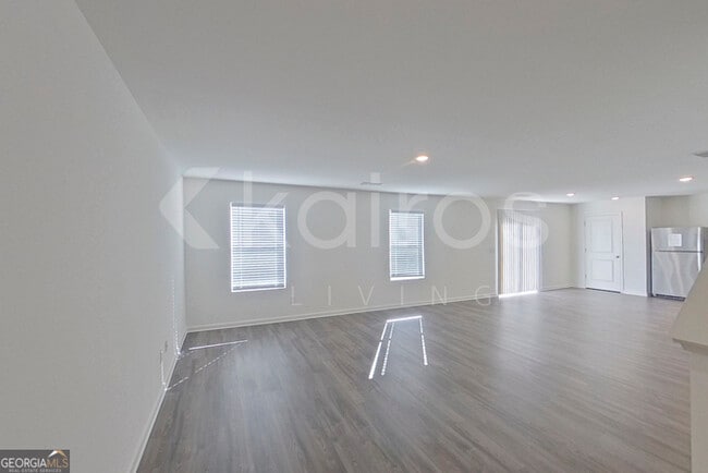 Building Photo - 112 Flat Rock Ml Trl