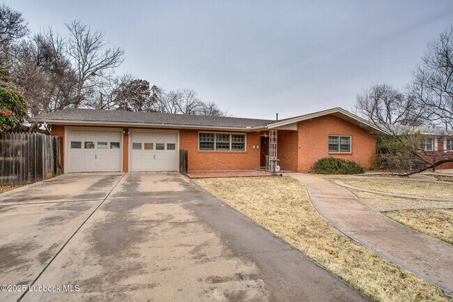Building Photo - 3608 43rd St