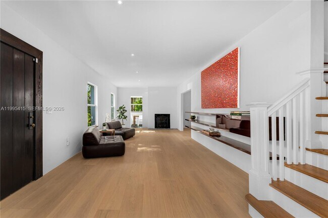 Foto del edificio - 5812 Alton Rd