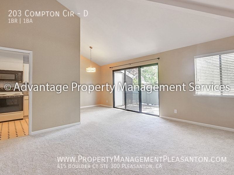 Primary Photo - 203 Compton Cir